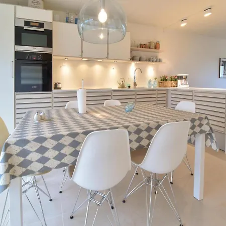Three-bedroom Holiday In * Assens