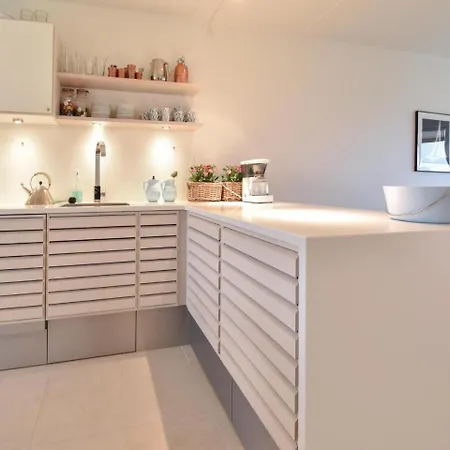 Three-bedroom Holiday In Hébergement de vacances *