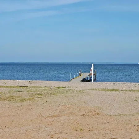 Three-bedroom Holiday In Assens