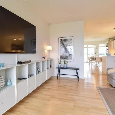 Three-bedroom Holiday In * Assens